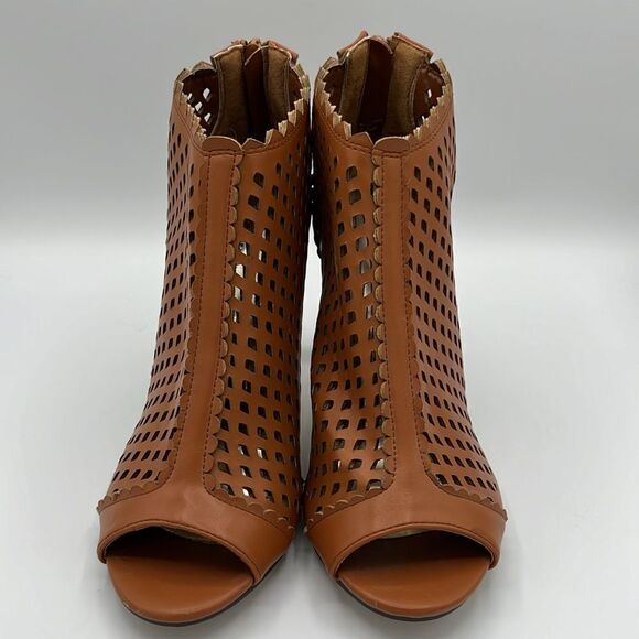 Pierre Dumas Lattice Suede Tan Ankle Heel with Peep Toe 7.5 B69 - Picture 4 of 11